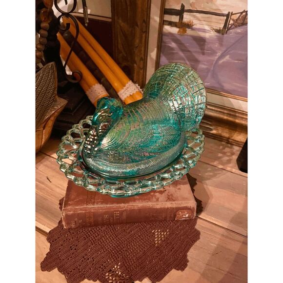 Large Teal Carnival Glass Turkey on Nest Dish – Lace Edge Trinket Box – Mosser G - Picture 3 of 7